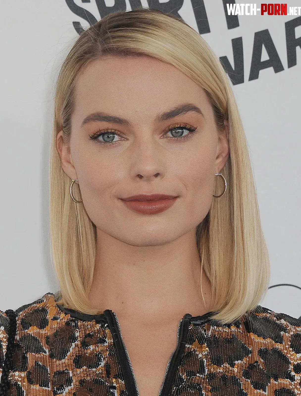 Margot Robbie by JumpySignature5588