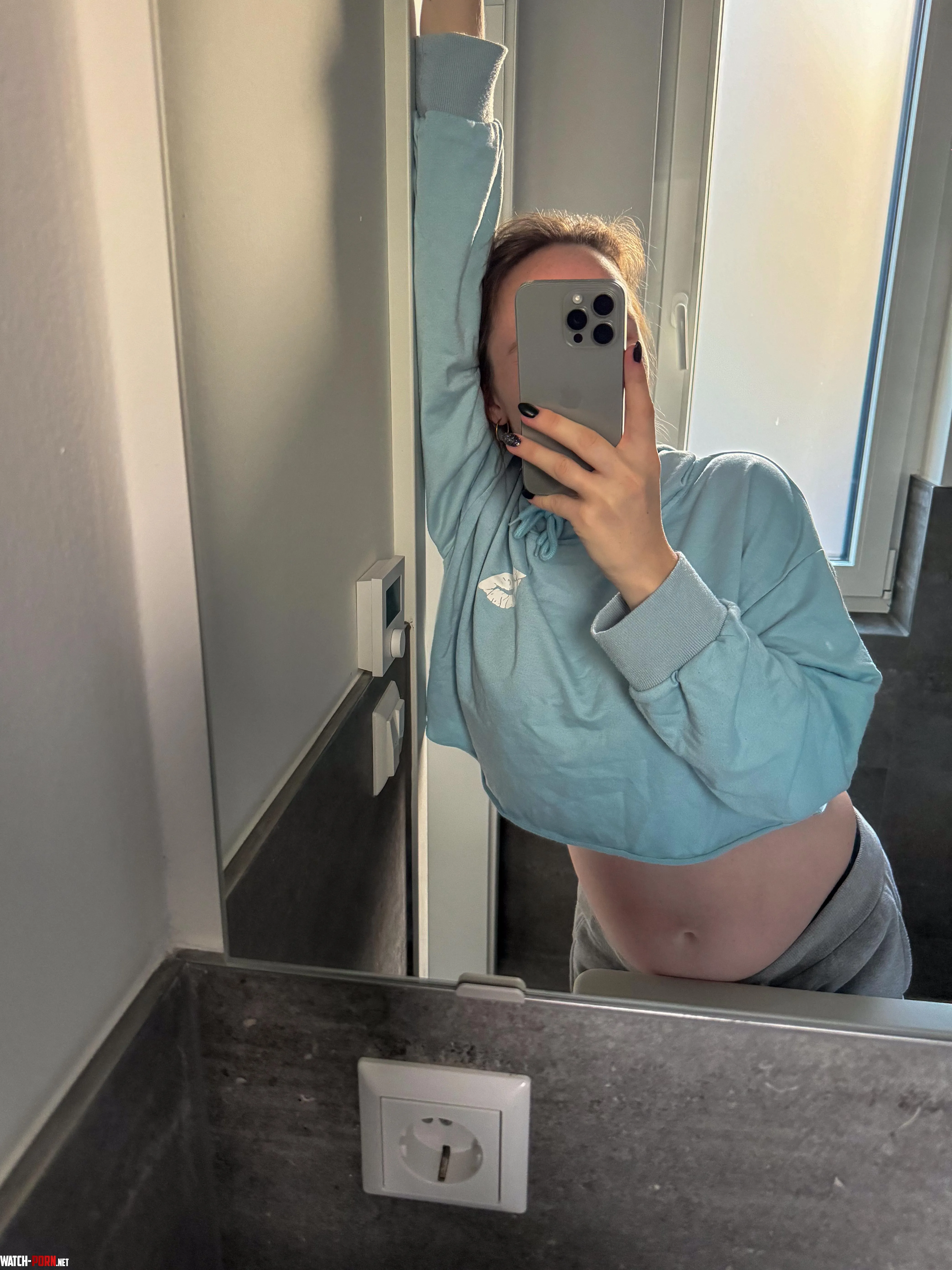 would your wife be mad if I send you nude pregnant photos by girlonfirees