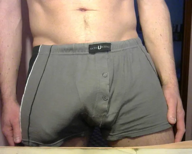 Thumbnail knopper84: A Bit Horny This Afternoon - Bold Bulge Confessions