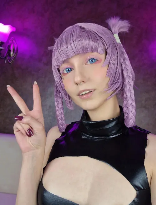 Thumbnail DepravedPuss Introduces Nazuna Nanakusa from Call of the Night in Mesmerizing Cosplay