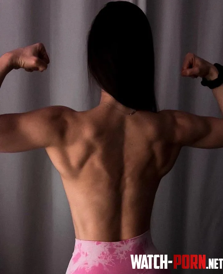 sexy fit back by linasphysiquex