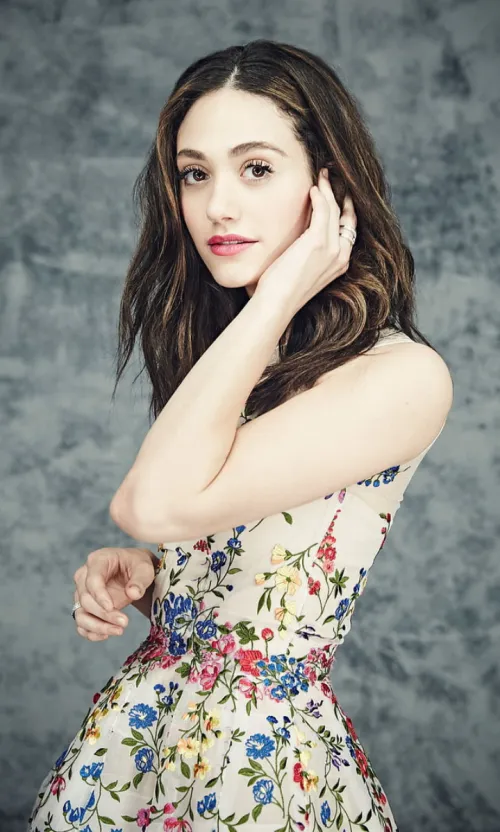 Thumbnail Emmy Rossum in Focus: PrettyGirls Collection