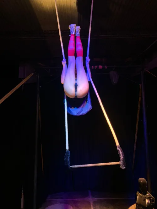 Thumbnail Andrea_13_ Reveals the Firmness of a Trapeze Artist's Ass