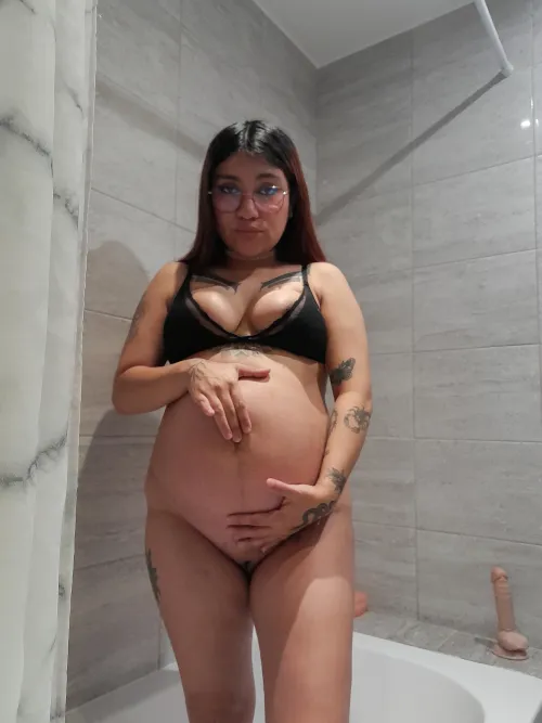 Thumbnail Celebrating Pregnant Sensuality: My Sexy Body's Journey