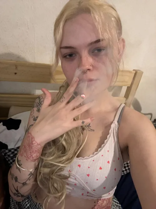 Thumbnail goddesscee333: 21 Yrs Old 3 - PunkGirls