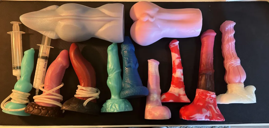 Thumbnail Exploring the BadDragon Collection So Far by NattySissy30