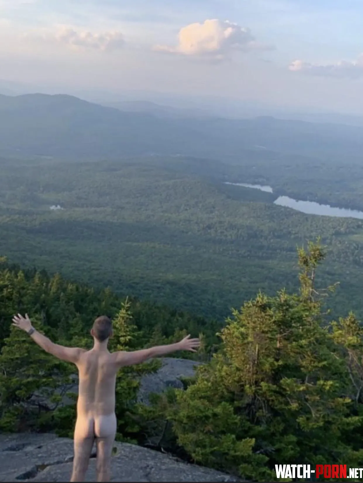 30 Bros join me on a hike by New-Trip5770