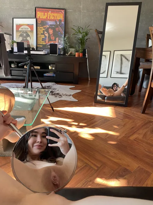 Thumbnail Unlocking Selfie Magic: Mirror Reflections by Bellaamiable