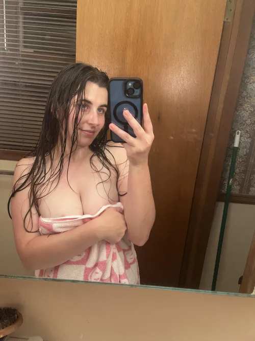 Thumbnail Sophieluvv1: Always Horny and Ready for Play on OnlyFans - OnlyFansPromotions