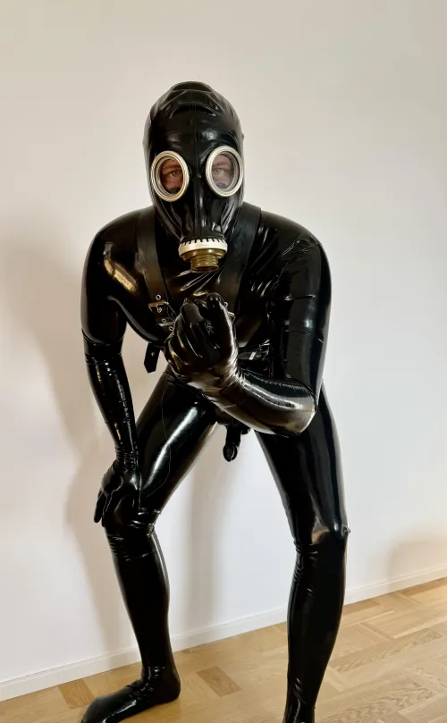 Thumbnail Latexfucker's Mystery Unveiled - ShinyPorn Journey