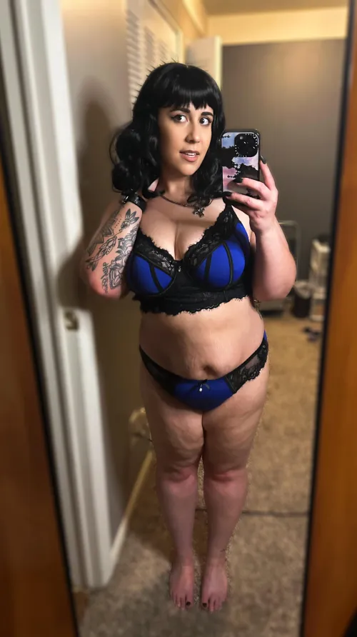 Thumbnail The_Morganrose: Morning Celebration, Happy Halloween | Thick