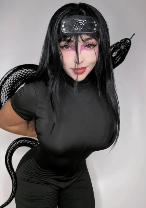 Thumbnail Jade Miura as Orochimaru: A Cosplaygirls Showstopper!