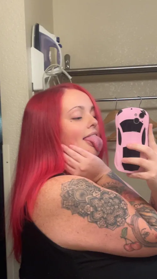 Thumbnail Good Morning & Happy Halloween: BBW Cherry Bomb's Joy | GirlswithNeonHair