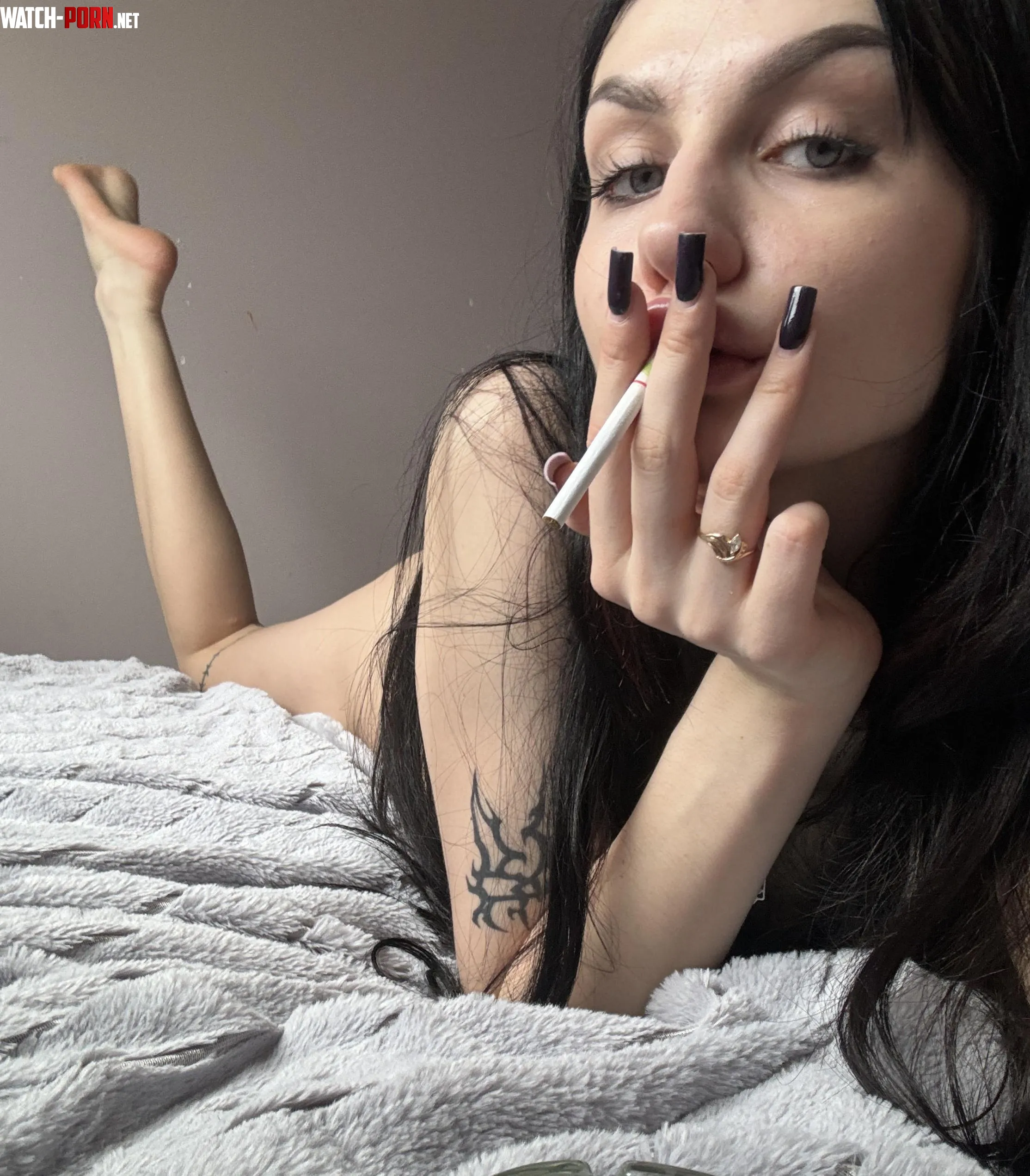 I am feeling horny can daddy fuck me good by PrettyFaceDirtySoul