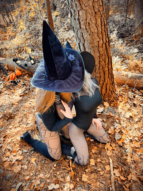 Thumbnail alliewinters69's Enchanting Witches Encounter in the Woods