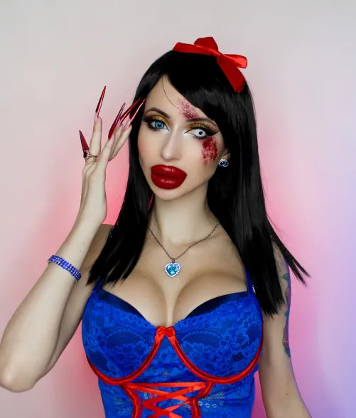 Thumbnail Exploring the Allure of Red Lips in the Fetish World by Allison_Jae