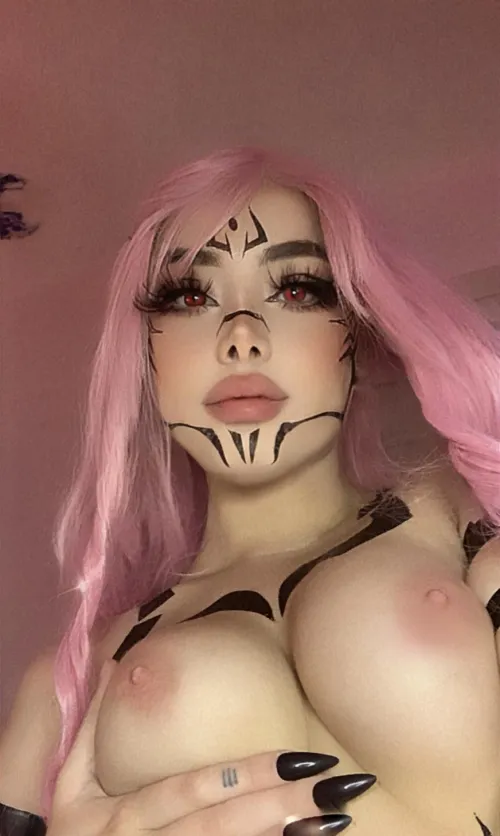 Thumbnail Yasmindsll Embraces NudeCosplay Magic as Sukuna