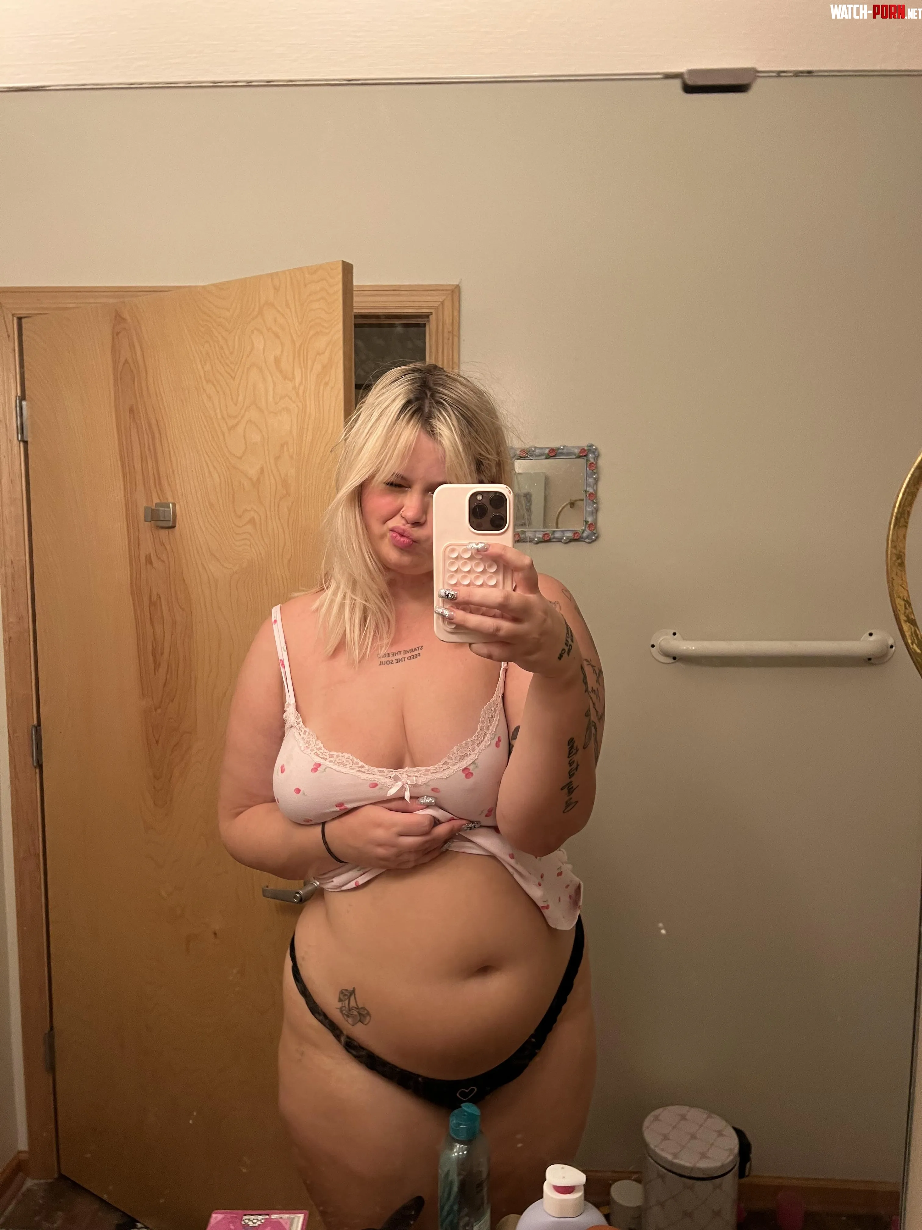 You like my belly This is my only Reddit someone posted as me this morning by wispy_girlwa