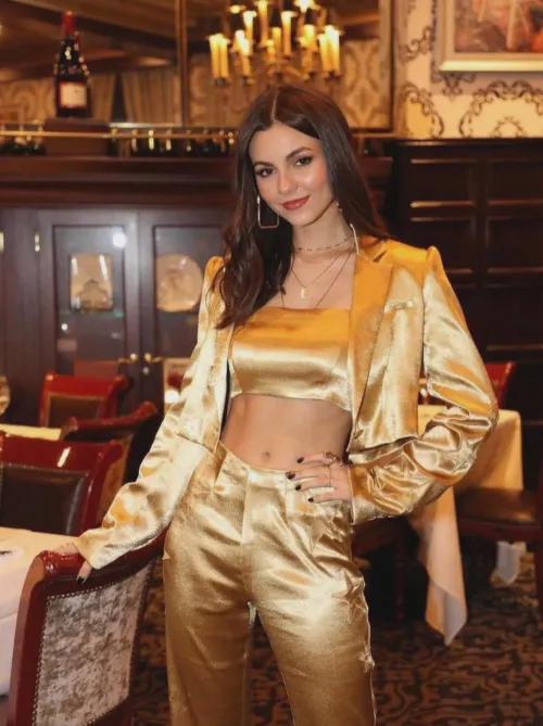 Thumbnail Victoria Justice: A Gentleman's Boner Beauty by bigjohnholm