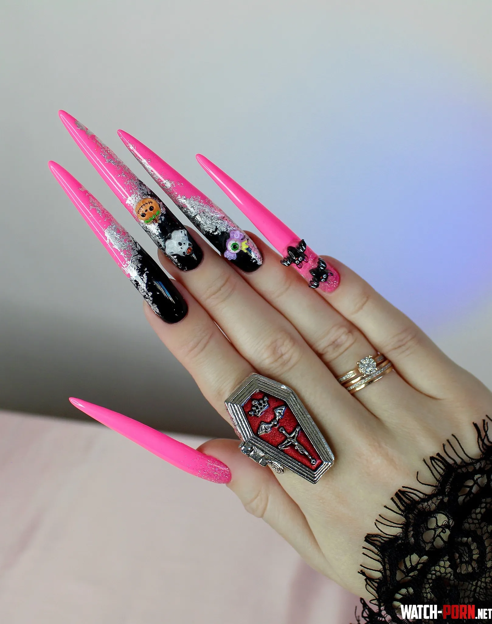 Black and Pink Halloween nailsn by Allison_Jae