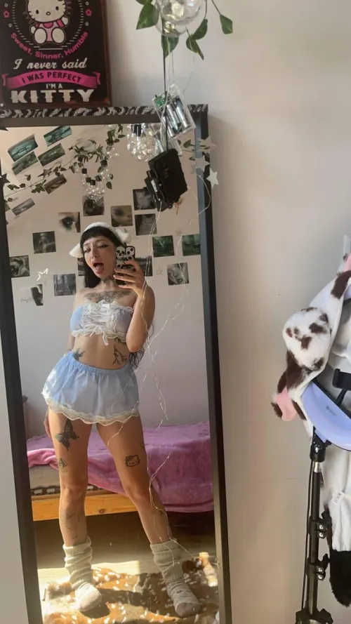 Thumbnail Captivating 'Get Me' Post - dreamy_jane | MirrorSelfie