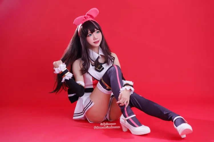 Thumbnail Sally Dorasnow's Kizuna Ai Transformation: A Trapd00r Cosplay Journey