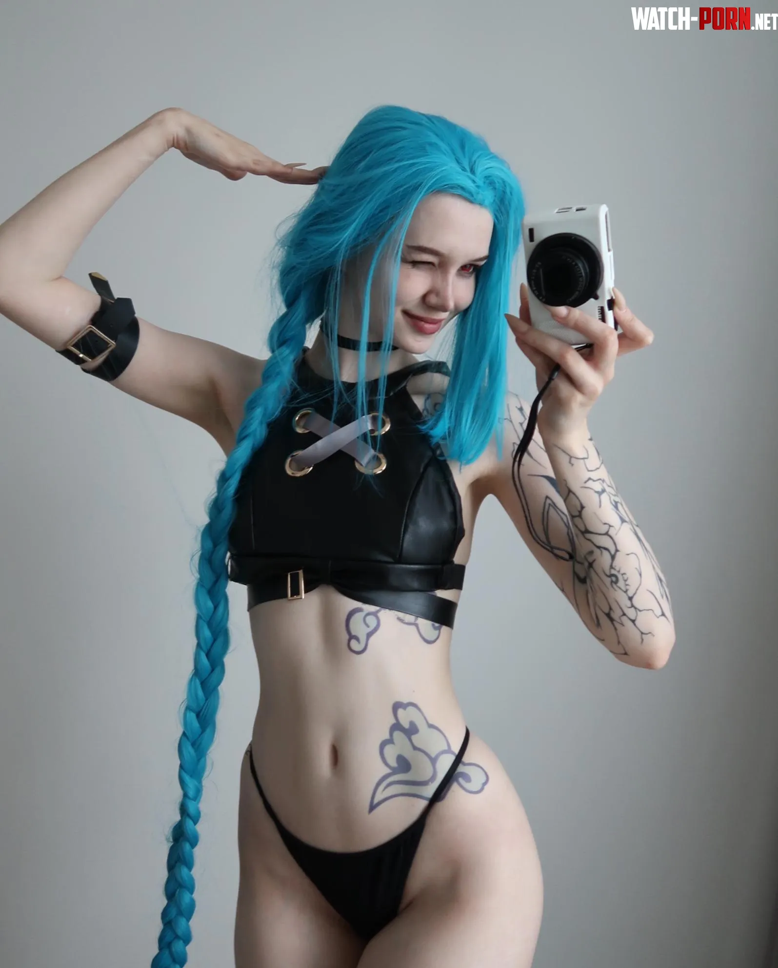 Jinx cosplay by Joy mercytakerr by mercytakerr