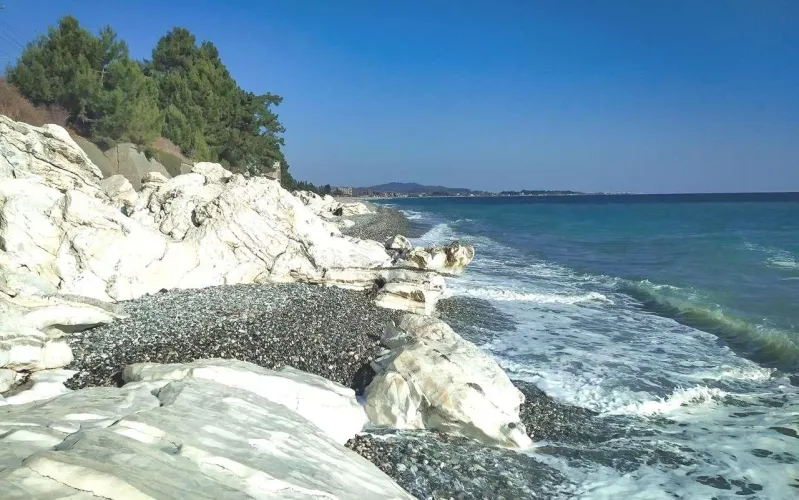 Thumbnail Unwind at White Rocks Beach in Abkhazia - Your Beach Getaway