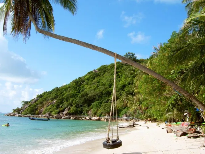 Thumbnail Discover Ko Pha Ngan, Thailand - A Tropical Beach Escape