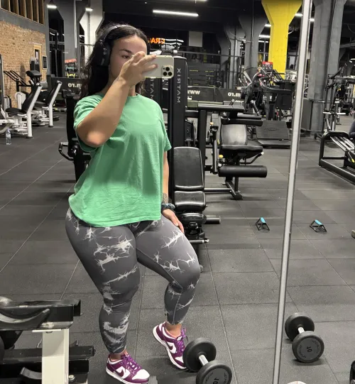 Thumbnail Gym Crush Chronicles: Enthralling Stories by quadsqueen | slutsofsnapchat