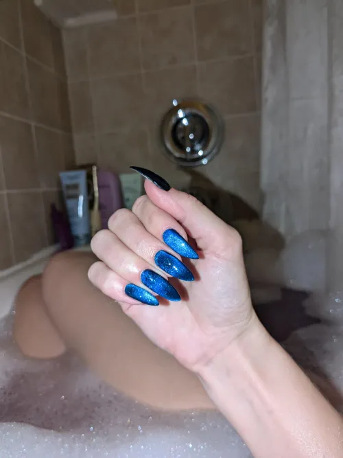 Thumbnail Discover RitaXRae's New Claws in the NailFetish World