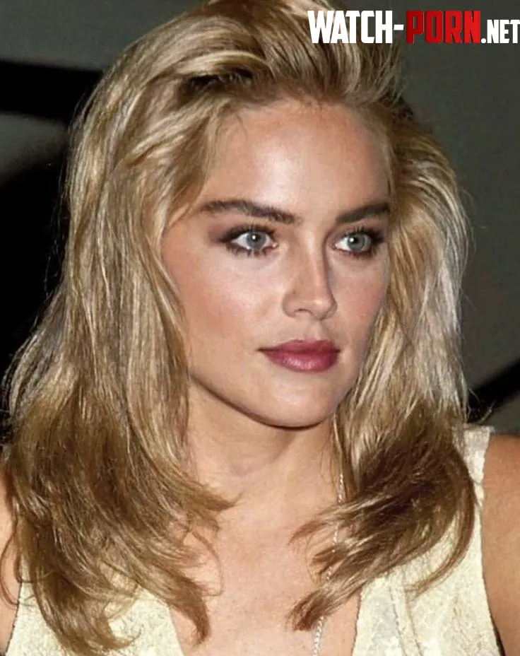 Sharon Stone by ShutupNobodyCarez