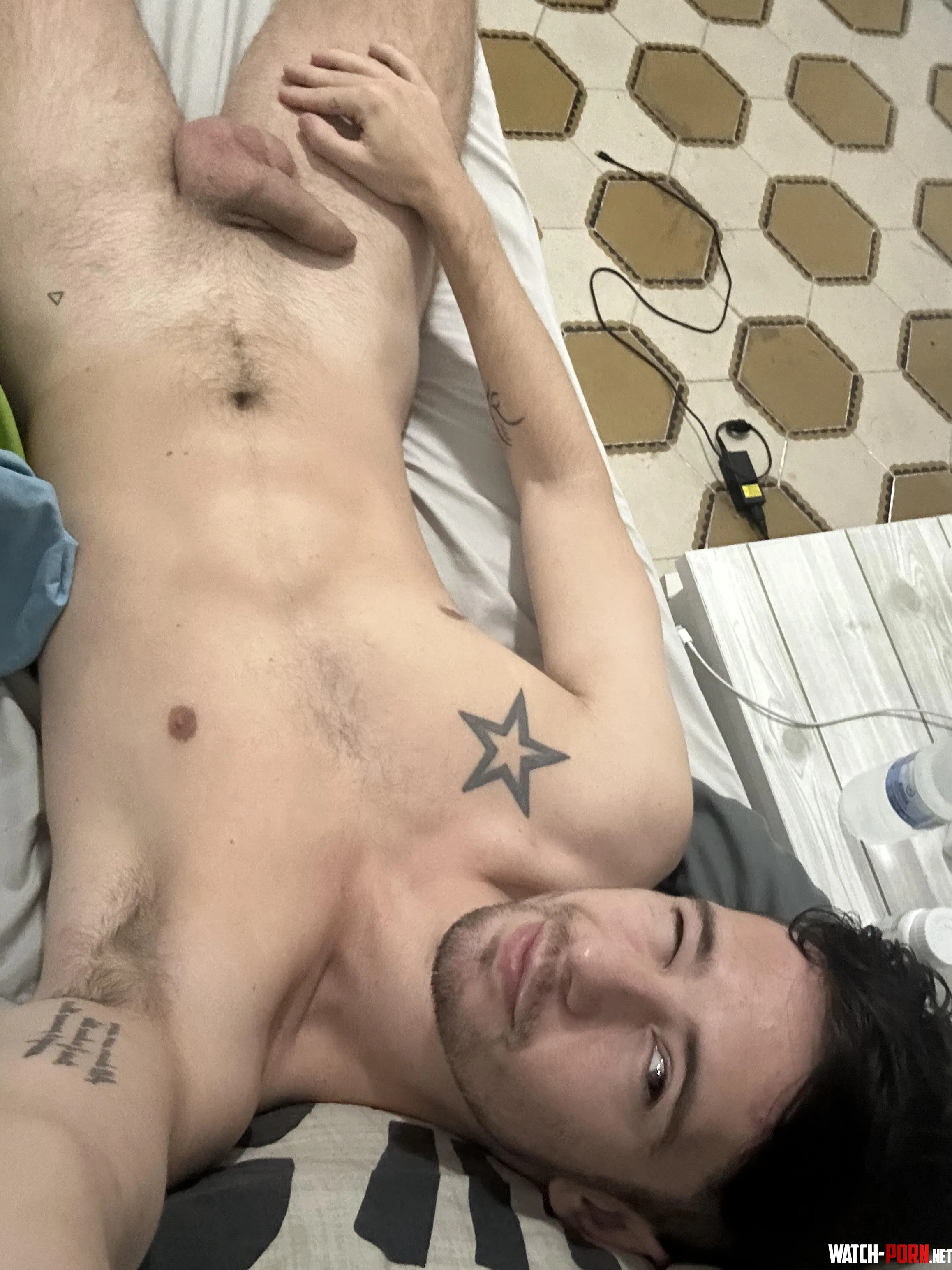 I am looking for a cuddle buddy  anyone available  by imryanolsenvip