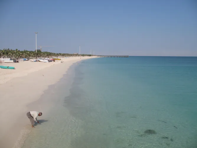 Thumbnail Exploring Iran's Coastal Charms with colapepsikinnie