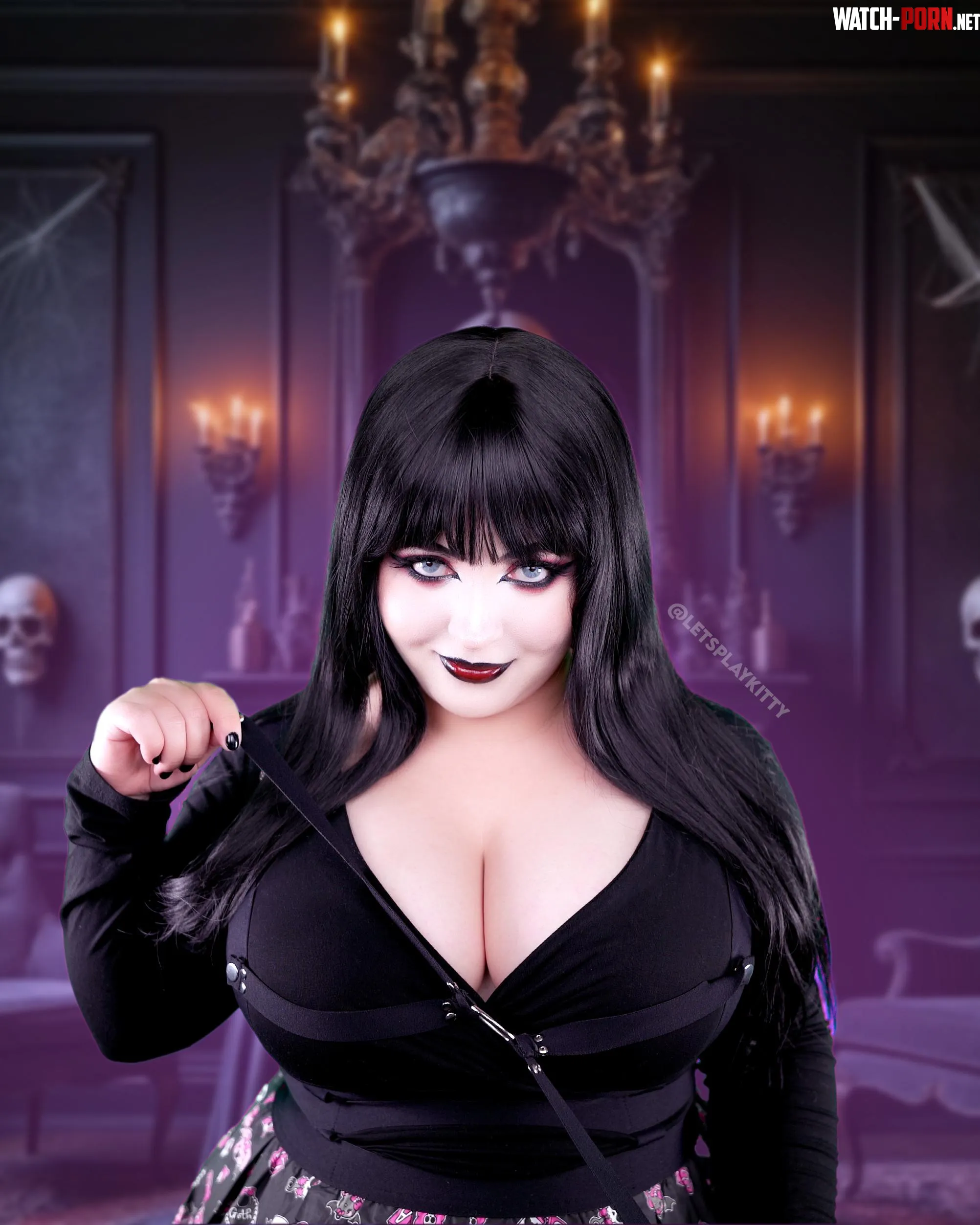 Elvira Cosplay  by LetsPlayKitty