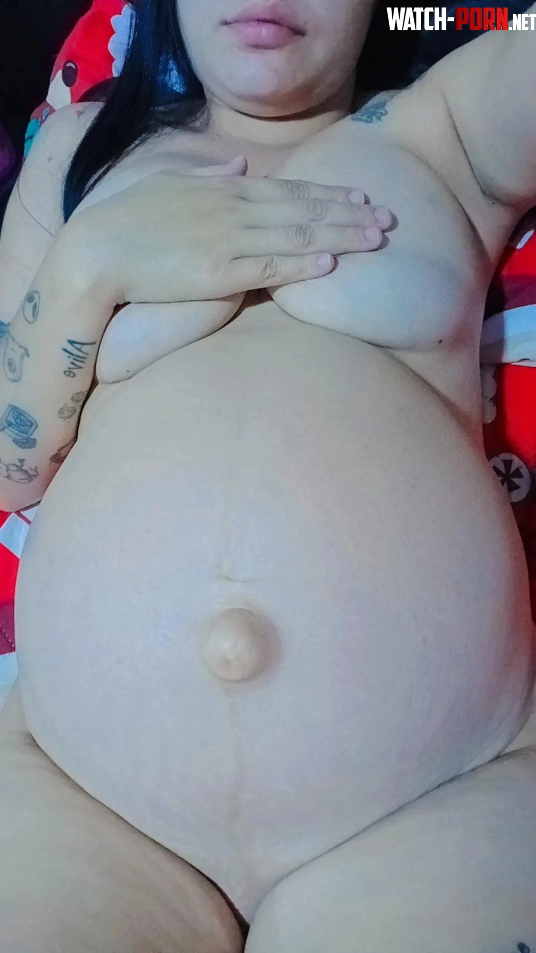 Im waiting for you love to see everything this sexy pregnant woman has to offer you by Yolita23