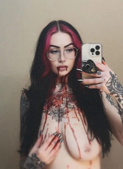 Thumbnail Haunting Allure: Vampirebarbie333's Charms | Slutsofonlyfans