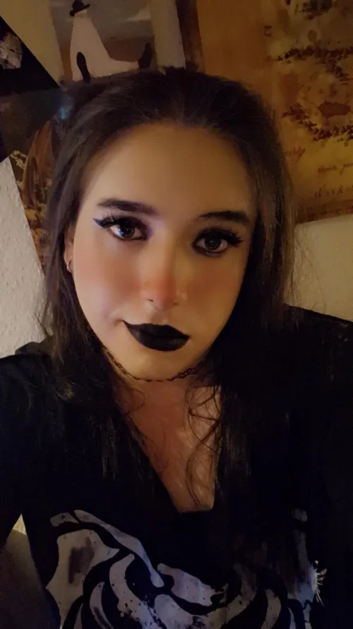 Thumbnail MicaMelody: Embracing Goth Vibes Beyond October in femboy