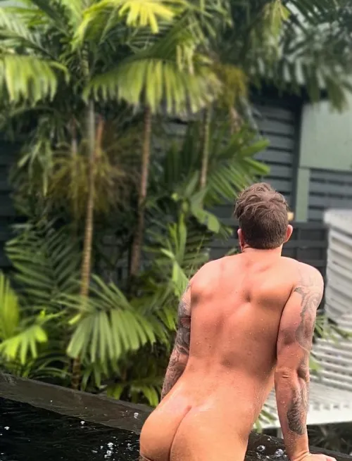 Thumbnail Swimming Nude: Hope the Neighbours Didn't Mind by thunder__down__under | hotguyswithtattoos