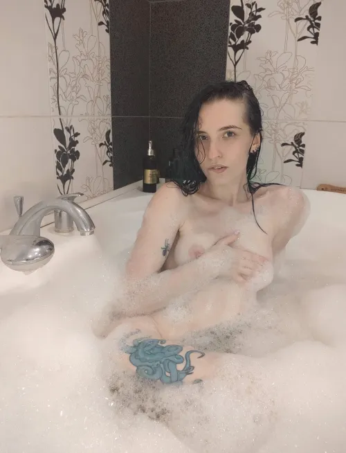 Thumbnail Bath Time Teasing by hailey_cute | GirlsShowering Category