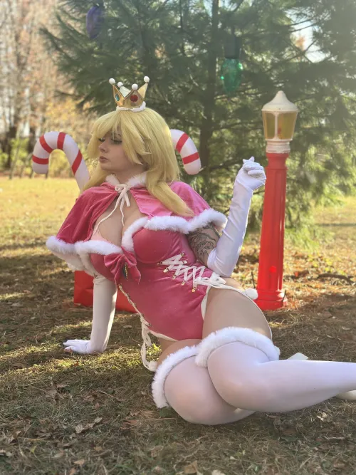 Thumbnail Cosplay Girls: Peach by ElizawitchCosplay