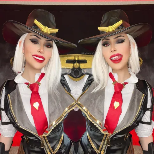 Thumbnail Felicia Vox Brings Ashe to Life in Overwatch Cosplay!