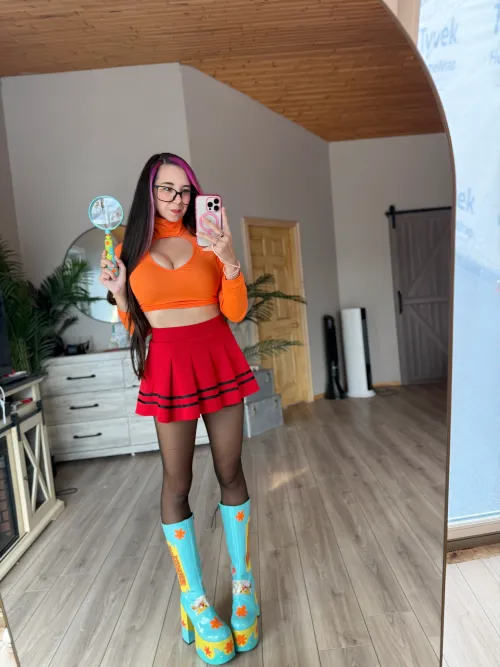 Thumbnail Velma ScoobyDoo Cosplay by Misty | NSFWCostumes