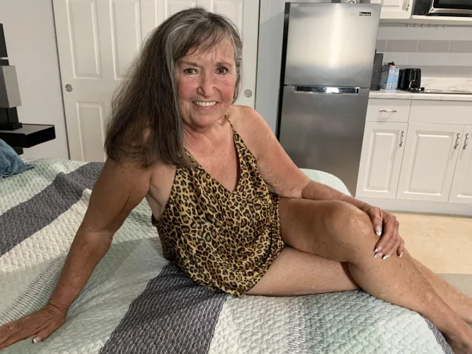 Thumbnail SockProfessional3200 Delights with Dinner and Desert in gilf