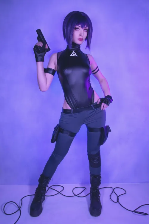 Thumbnail Mesmerizing Motoko Cosplay: Shirokitsune's Transformation