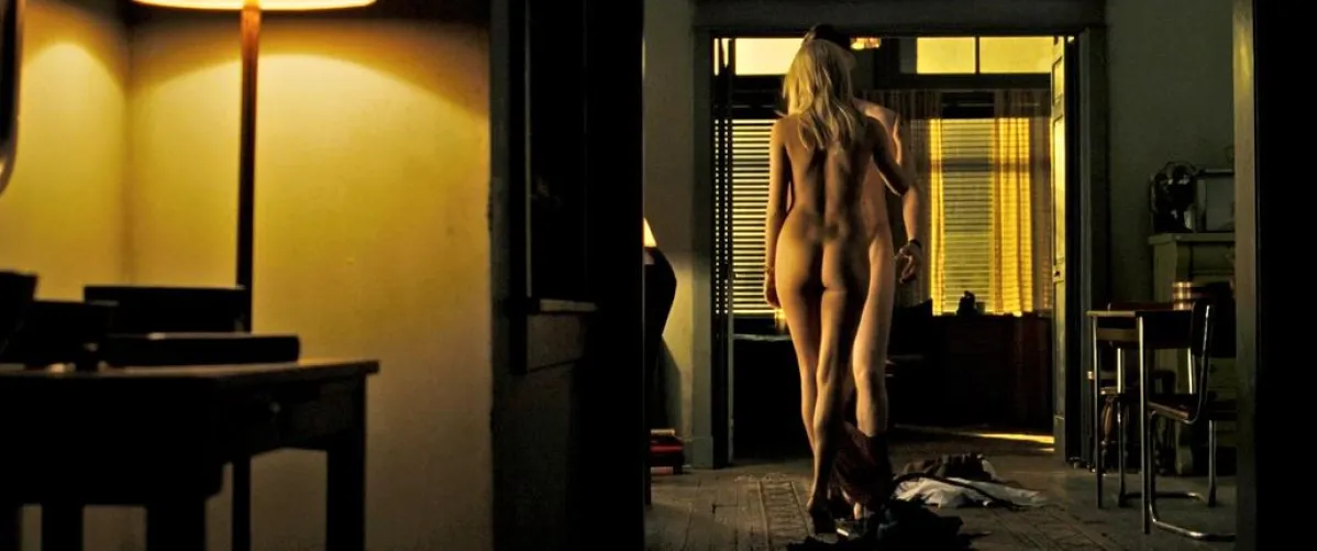 Thumbnail CelebrityButts: Sienna Miller in 'Mysteries of Pittsburgh 2008' by Weak-Door-5106