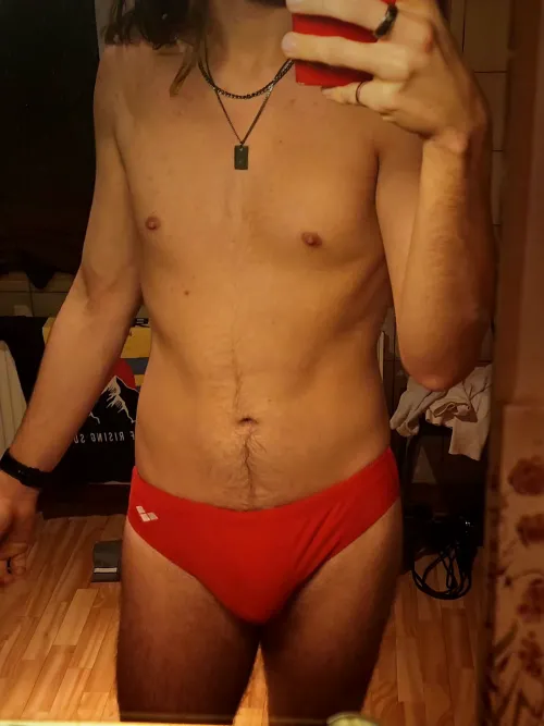 Thumbnail gaymer_twinky Delivers an Insight on the Best Men's Swimwear