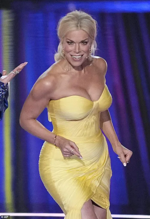 Thumbnail Hannah Waddingham Radiates in Stunning Yellow Outfit by pmb0077