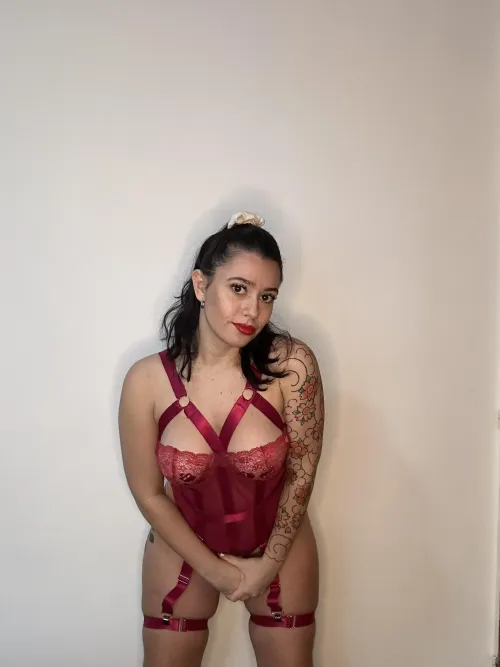 Thumbnail Cutie Pie Alert: Discovering Red Lingerie with xEzracubix