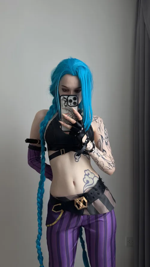 Thumbnail Dive into the World of Jinx from League of Legends: Arcane by mercytakerr